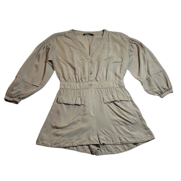 ZARA V-Neck Button Up Utility Playsuit Romper Size Medium Neutral Safari Casual - Picture 1 of 15